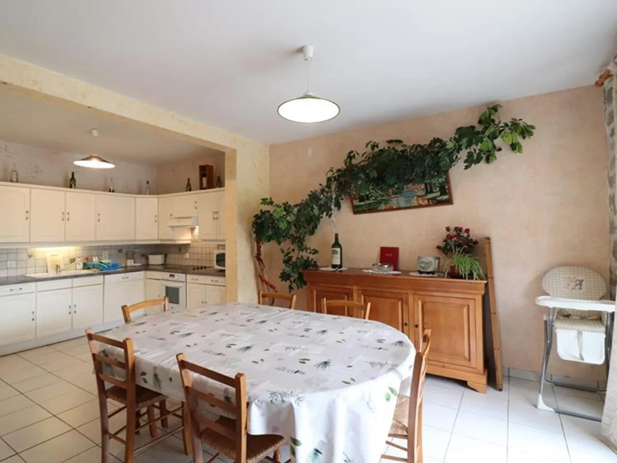 Holiday home Maison De Caractere Renovee, 4 Ch, 9 Pers, Jardin, Cheminee, Animaux Acceptes, 15320 Val D'Arcomie - Fr-1-742-363